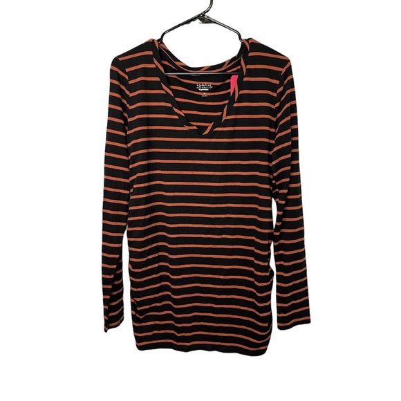 2/$20   Isabel maternity Long Sleeve Scoop Neck Side Shirred T-Shirt - Picture 3 of 3